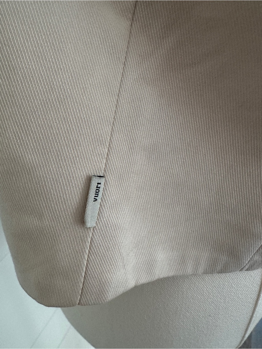 Vuori Women's Button-Front V-Neck Vest - Picture 4 of 6